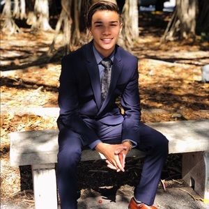 Meet your Posher, Isaiah